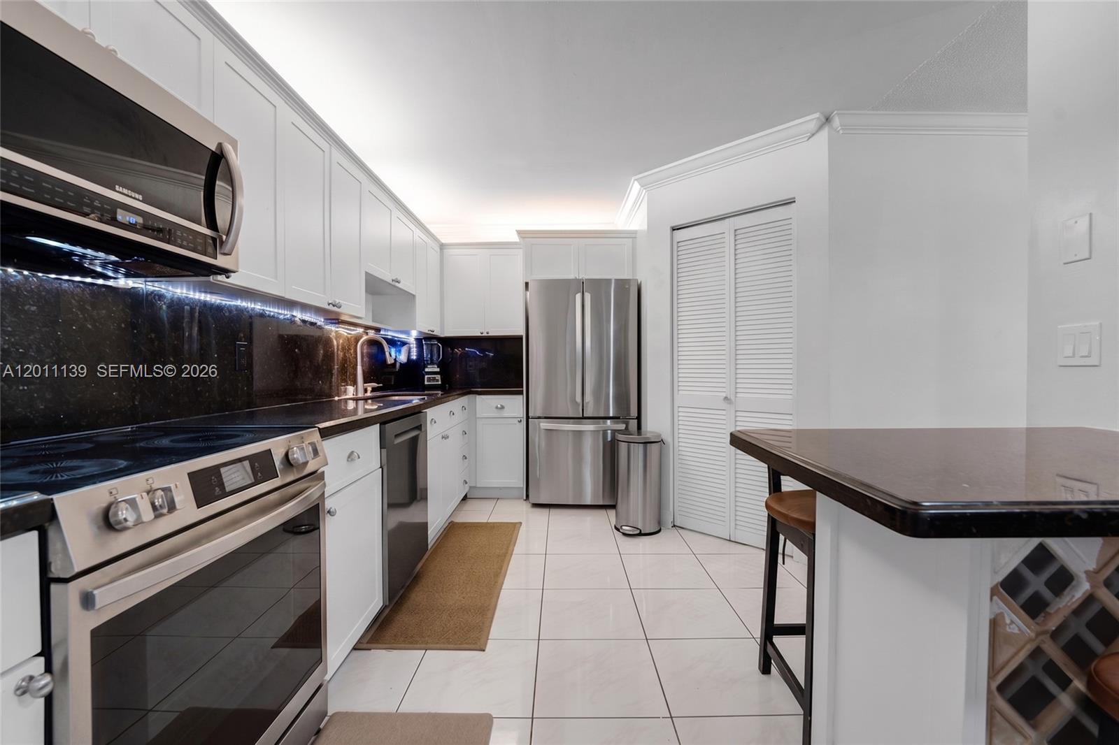 595 Racquet Club Rd # 19 Unit: 74-19