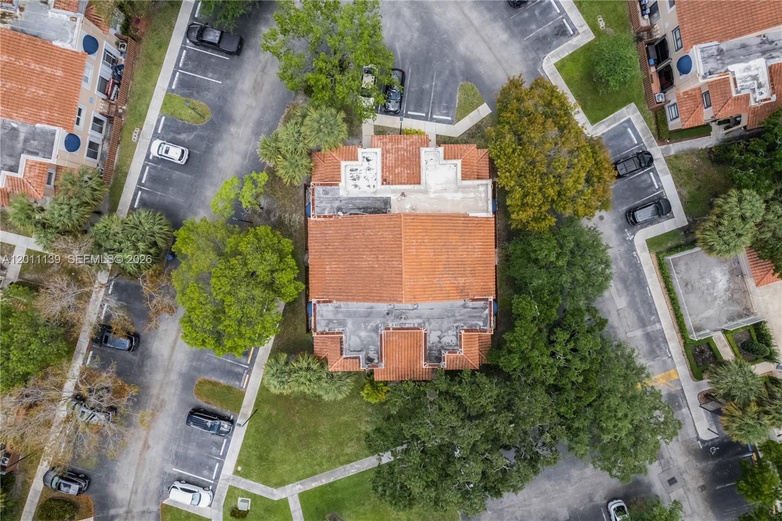 595 Racquet Club Rd # 19 Unit: 74-19