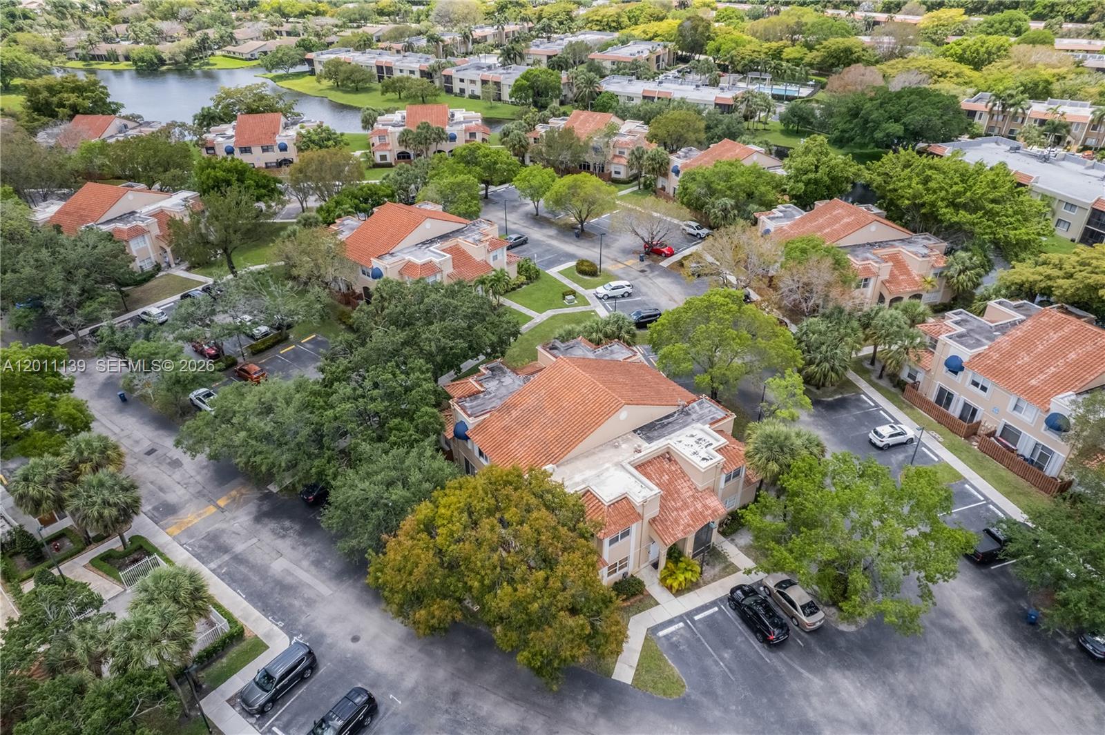 595 Racquet Club Rd # 19 Unit: 74-19