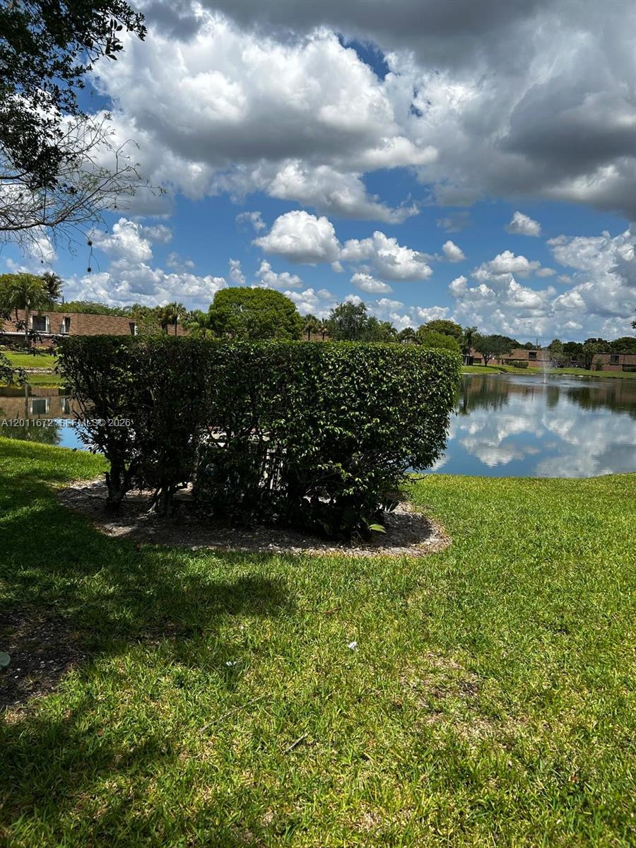 5455 NW 59th Pl