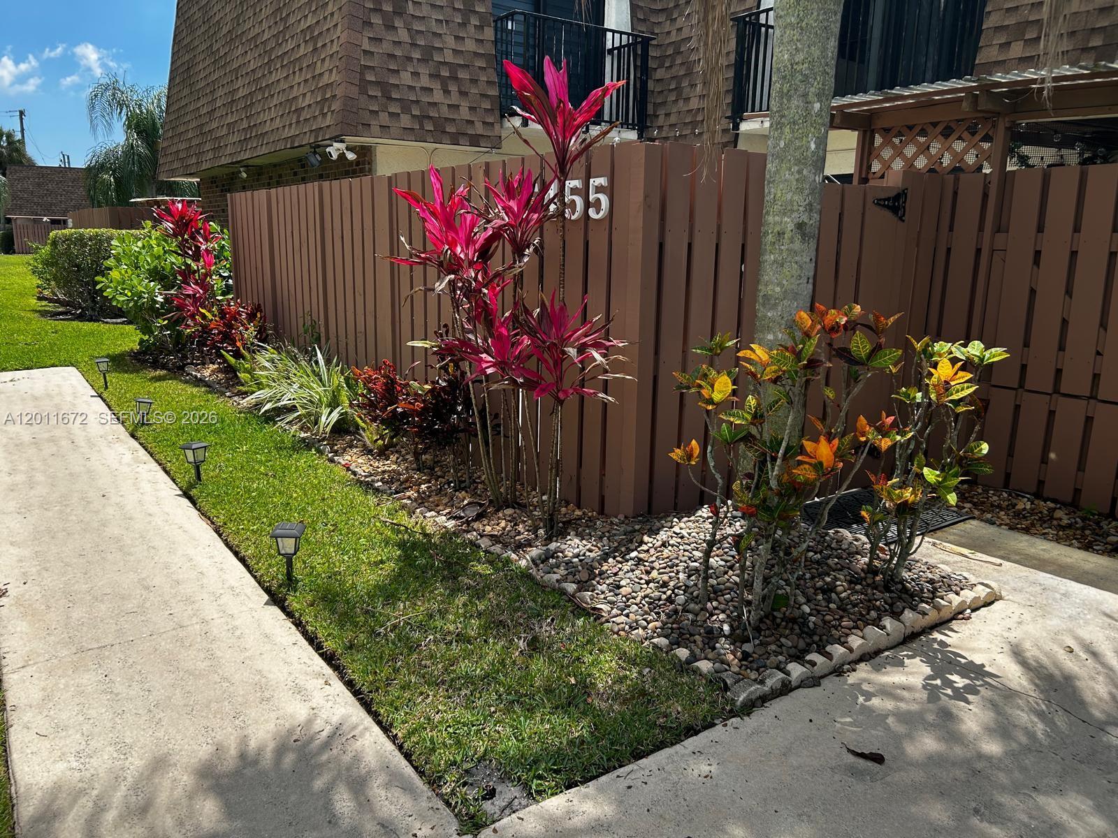 5455 NW 59th Pl