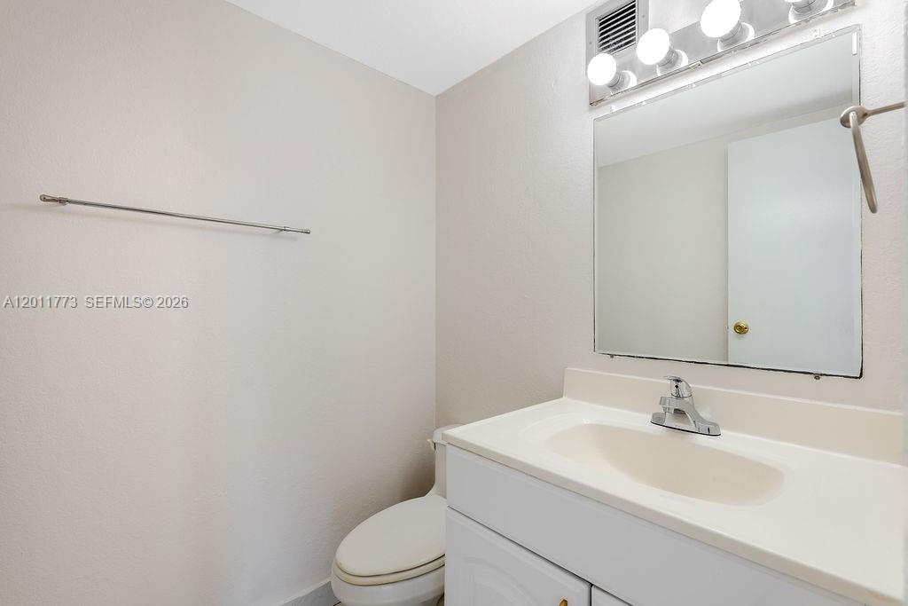 2101 Atlantic Shores Blvd # 412