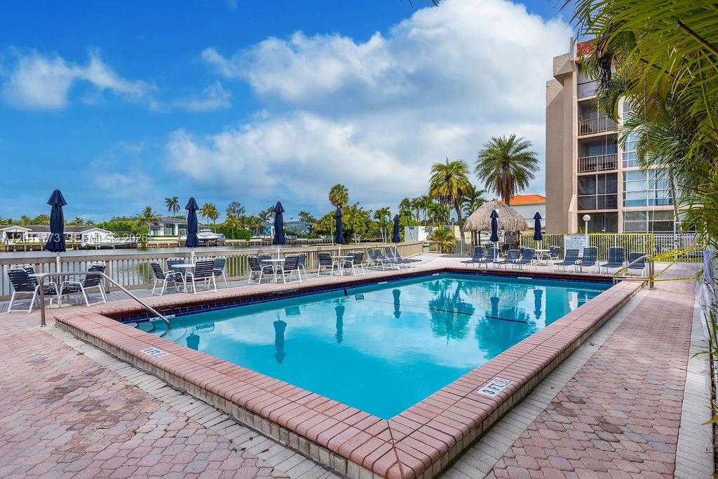 2101 Atlantic Shores Blvd # 412