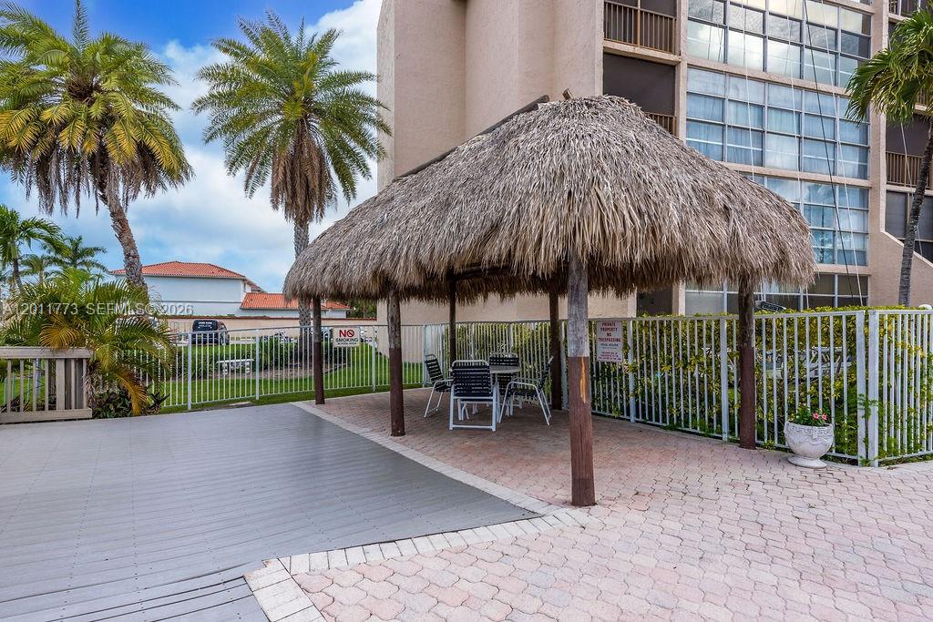 2101 Atlantic Shores Blvd # 412