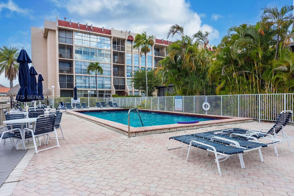 2101 Atlantic Shores Blvd # 412