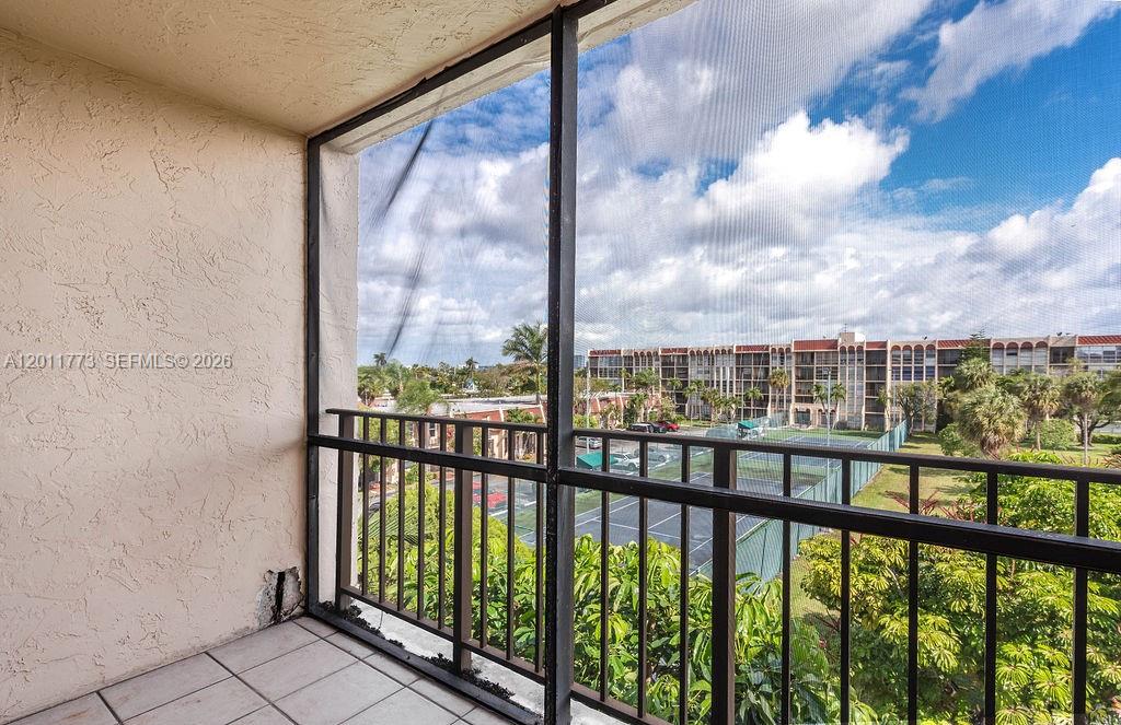 2101 Atlantic Shores Blvd # 412