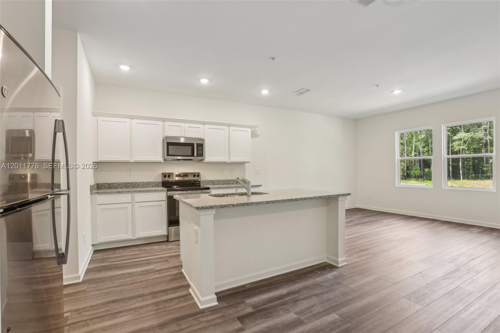 2571 GREY HAWK DR Unit: ,