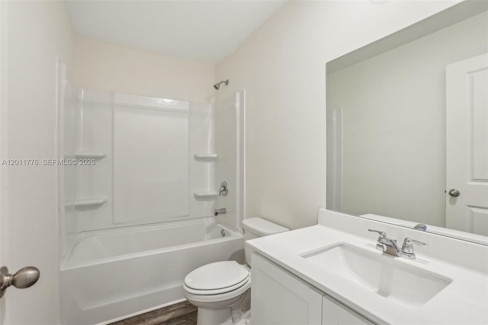 2571 GREY HAWK DR Unit: ,