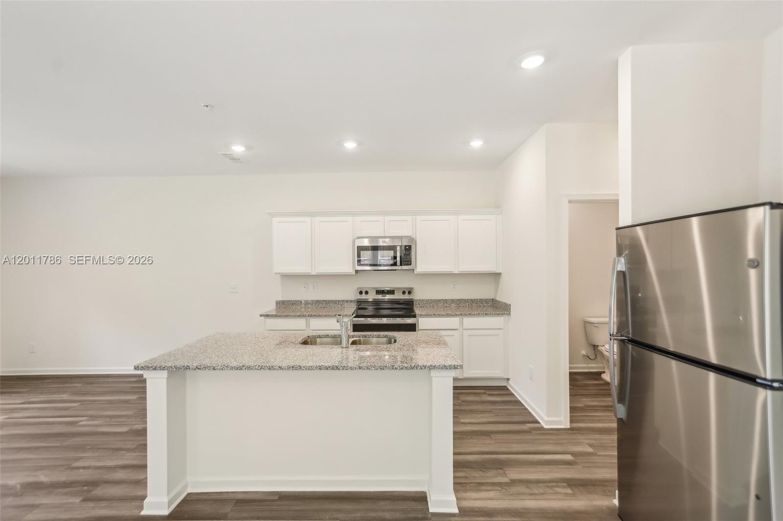 2579 GREY HAWK DR Unit: ,