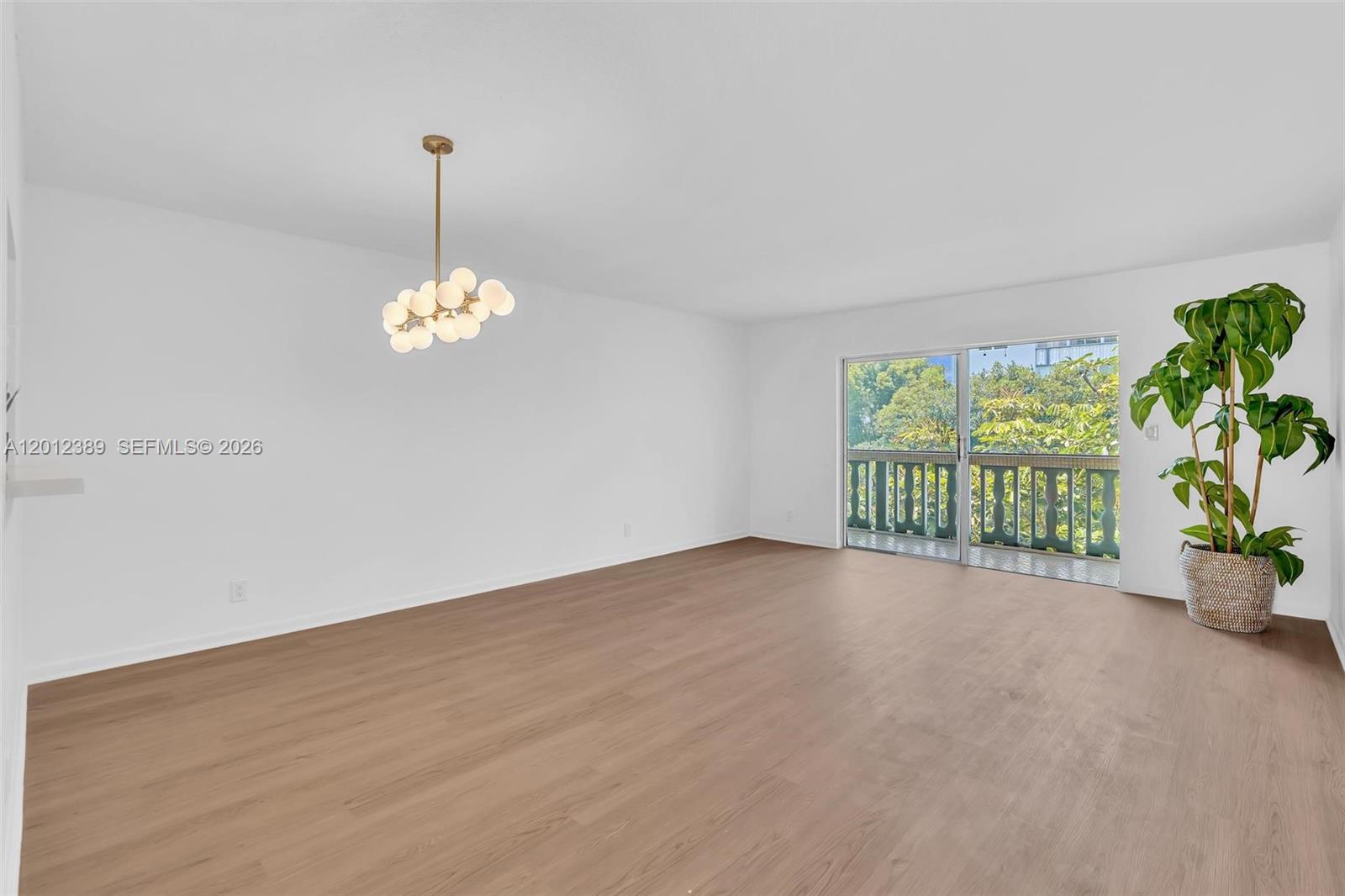 218 NE 12th Ave # 302