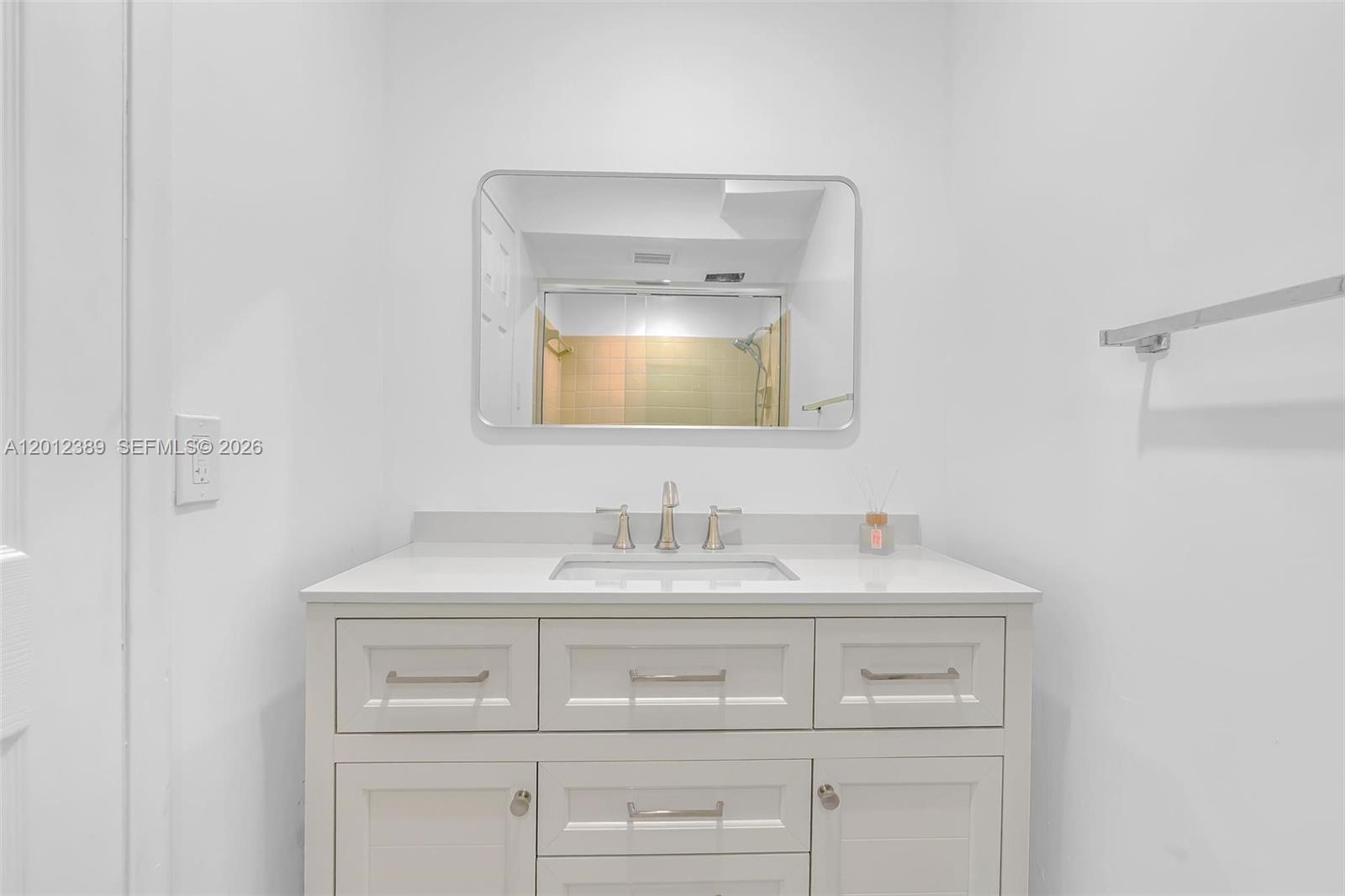218 NE 12th Ave # 302