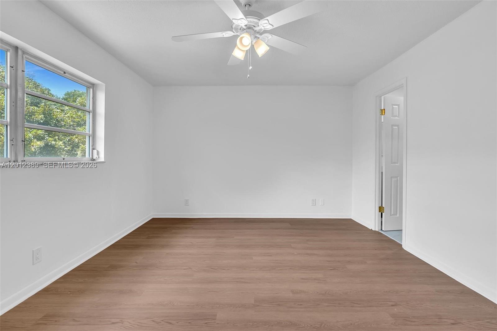 218 NE 12th Ave # 302