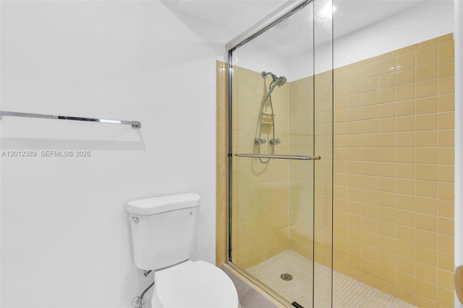 218 NE 12th Ave # 302