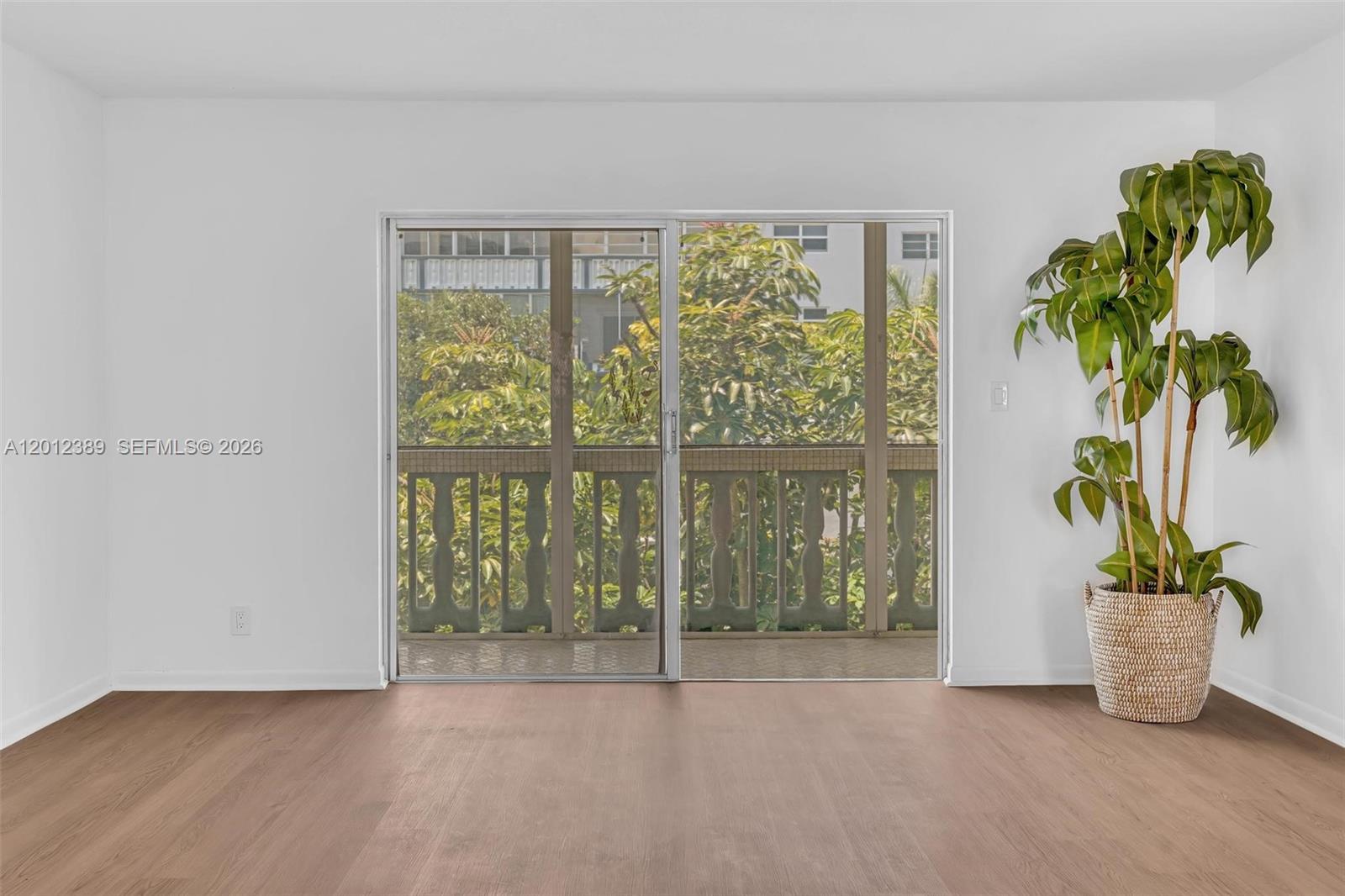 218 NE 12th Ave # 302