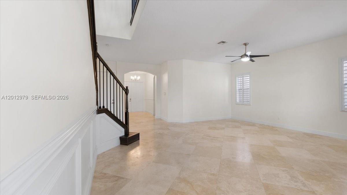 8610 Lakeside Bnd