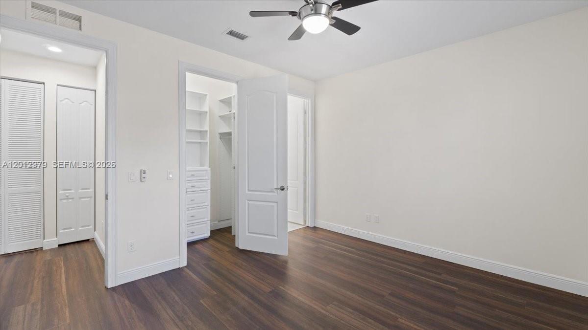 8610 Lakeside Bnd