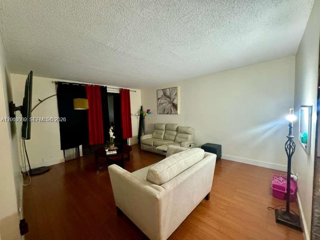 3730 Inverrary Dr # 3B