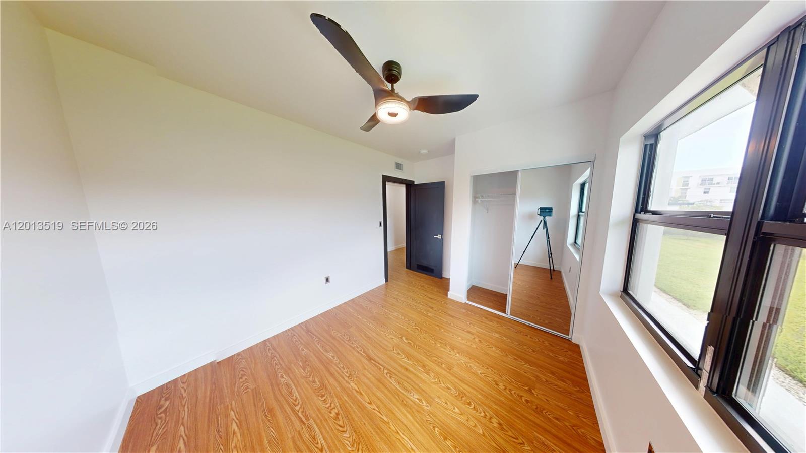516 NW 2nd Ave # 2
