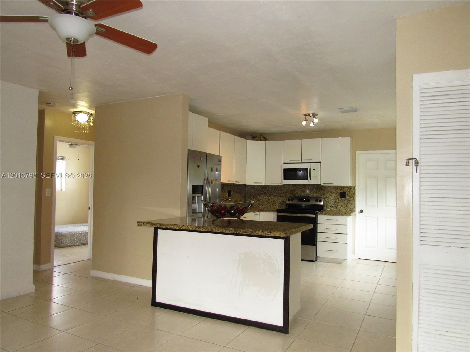 1390 SW 34th Ave