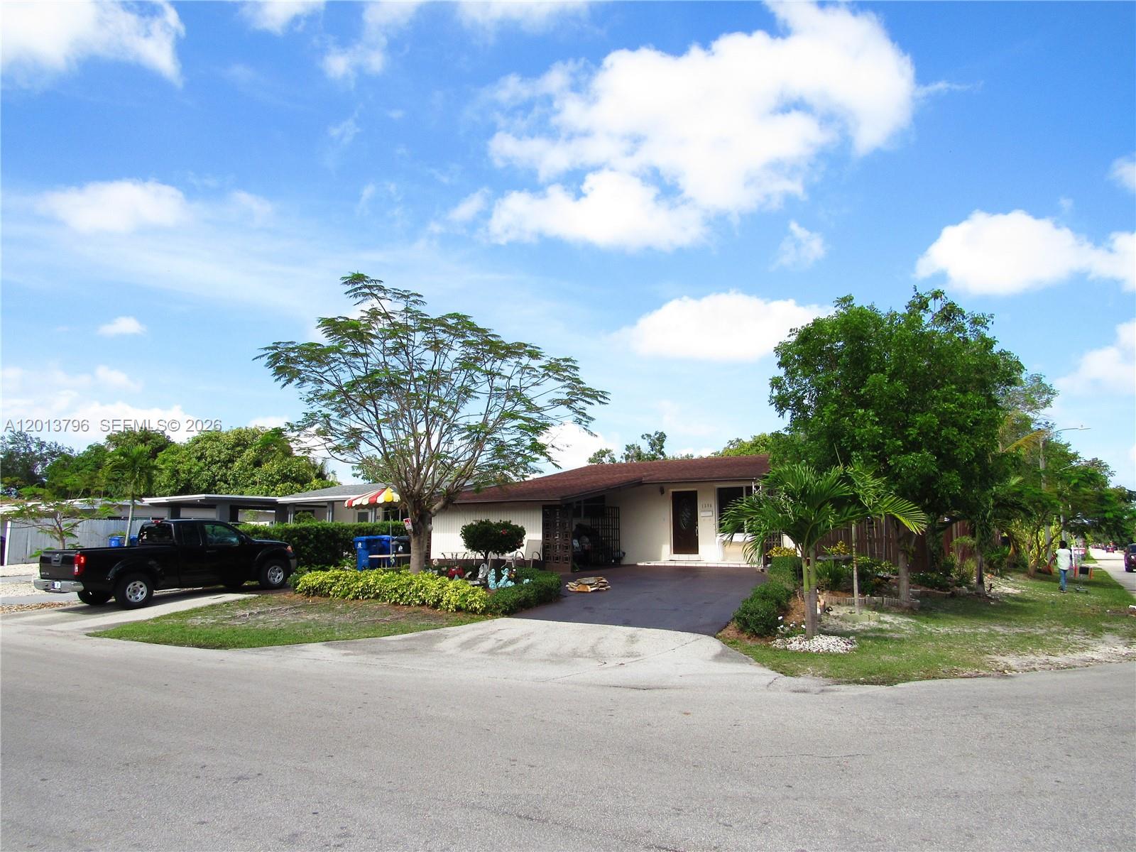 1390 SW 34th Ave