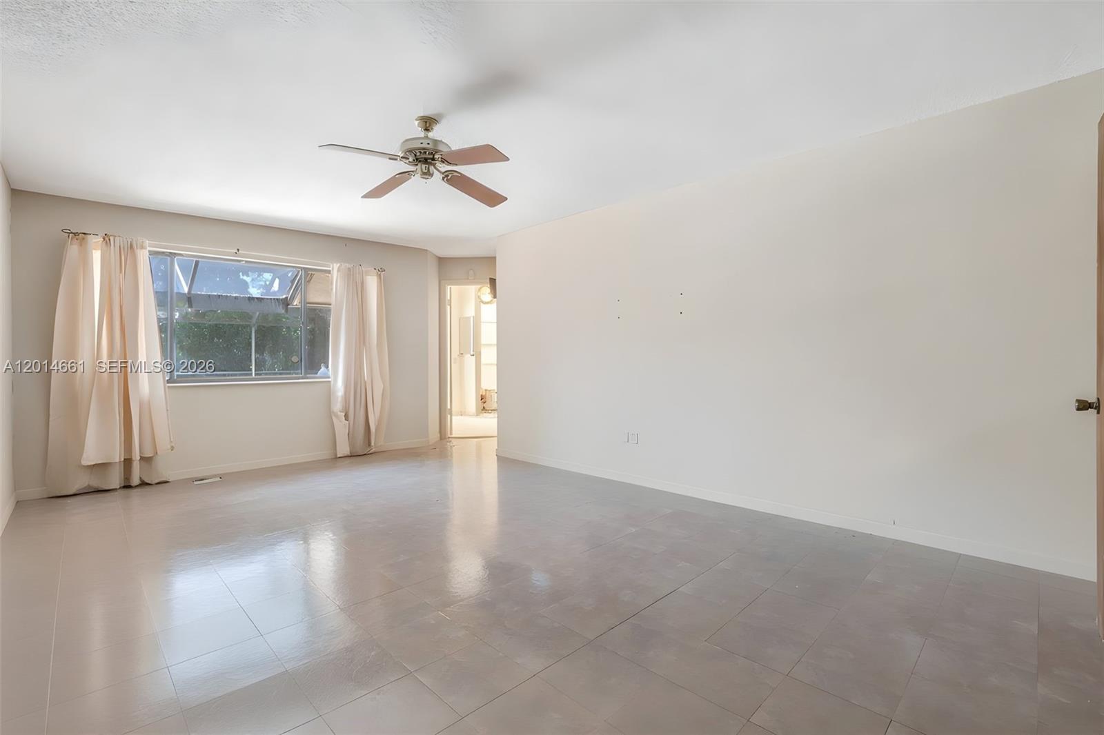 7451 NW 40th St