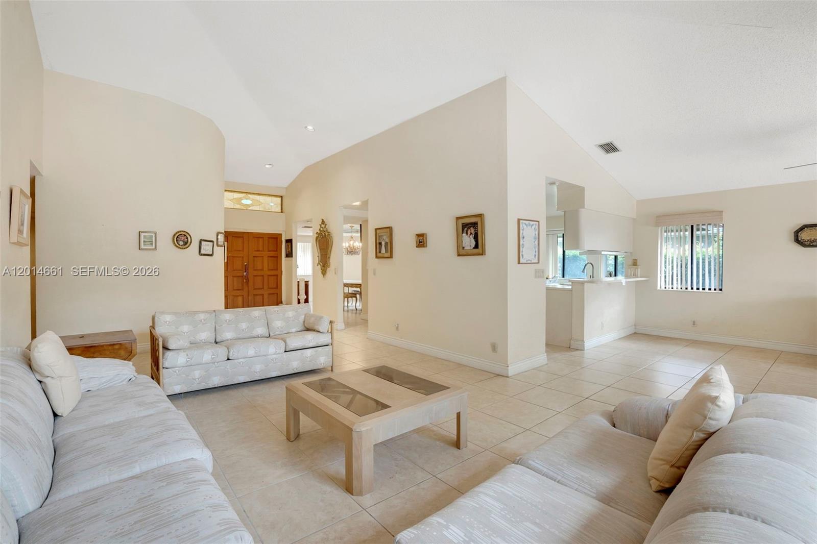 7451 NW 40th St