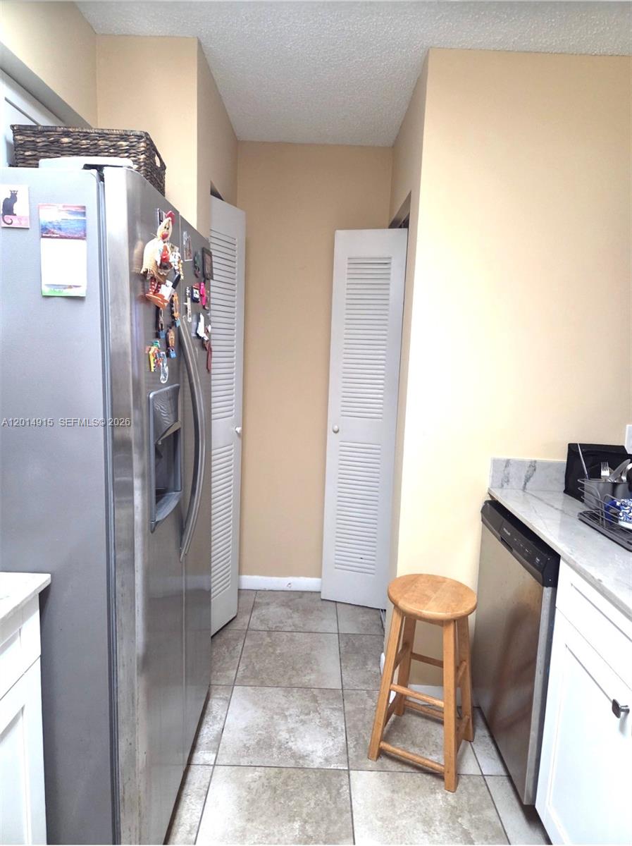 520 S Park Rd # 12 Unit: 16-12