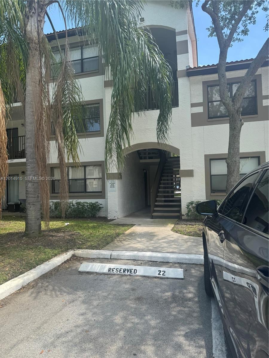520 S Park Rd # 12 Unit: 16-12