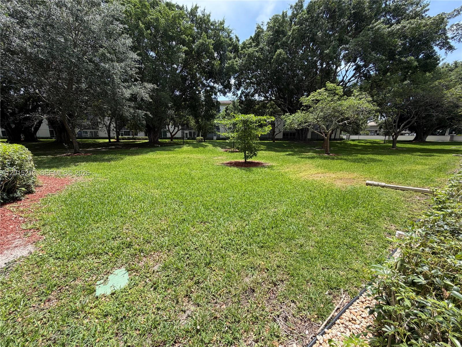 2404 Antigua Cir # H1