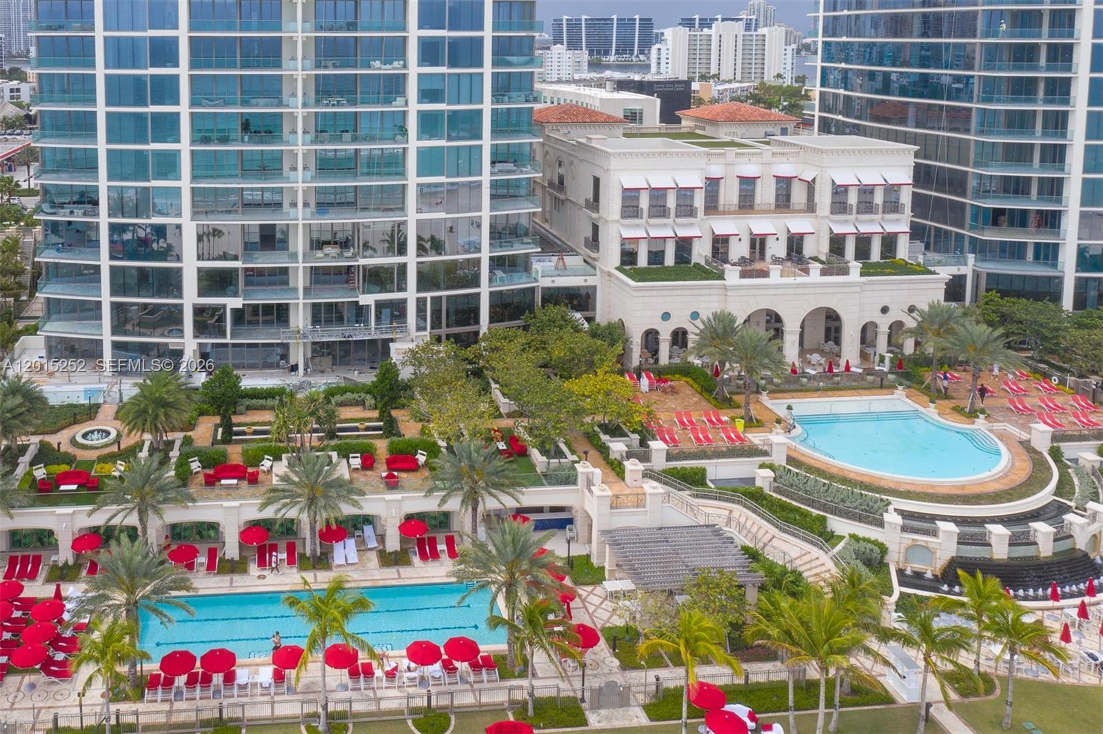 17901 Collins Ave # 3103