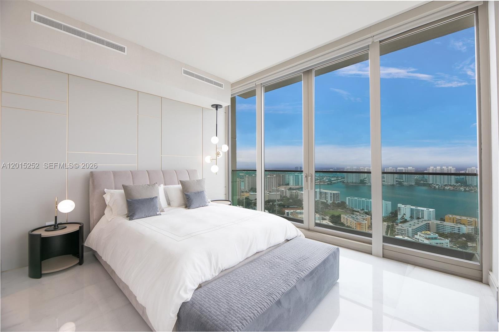 17901 Collins Ave # 3103