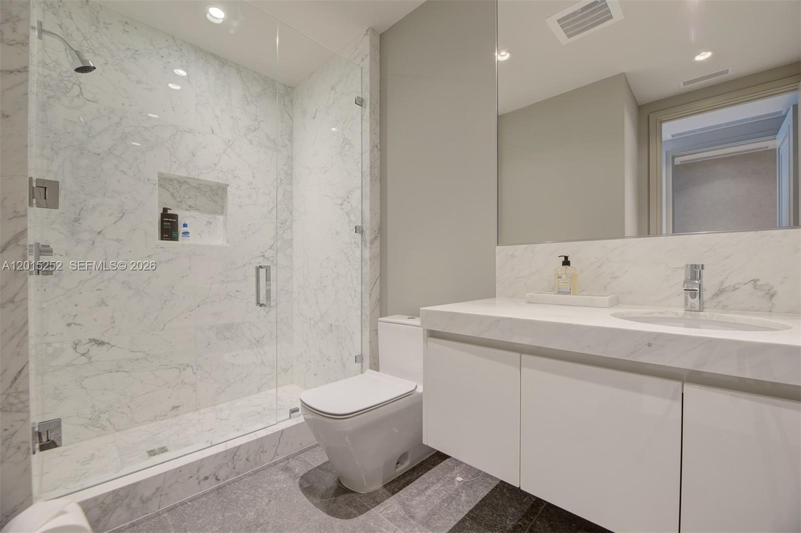 17901 Collins Ave # 3103
