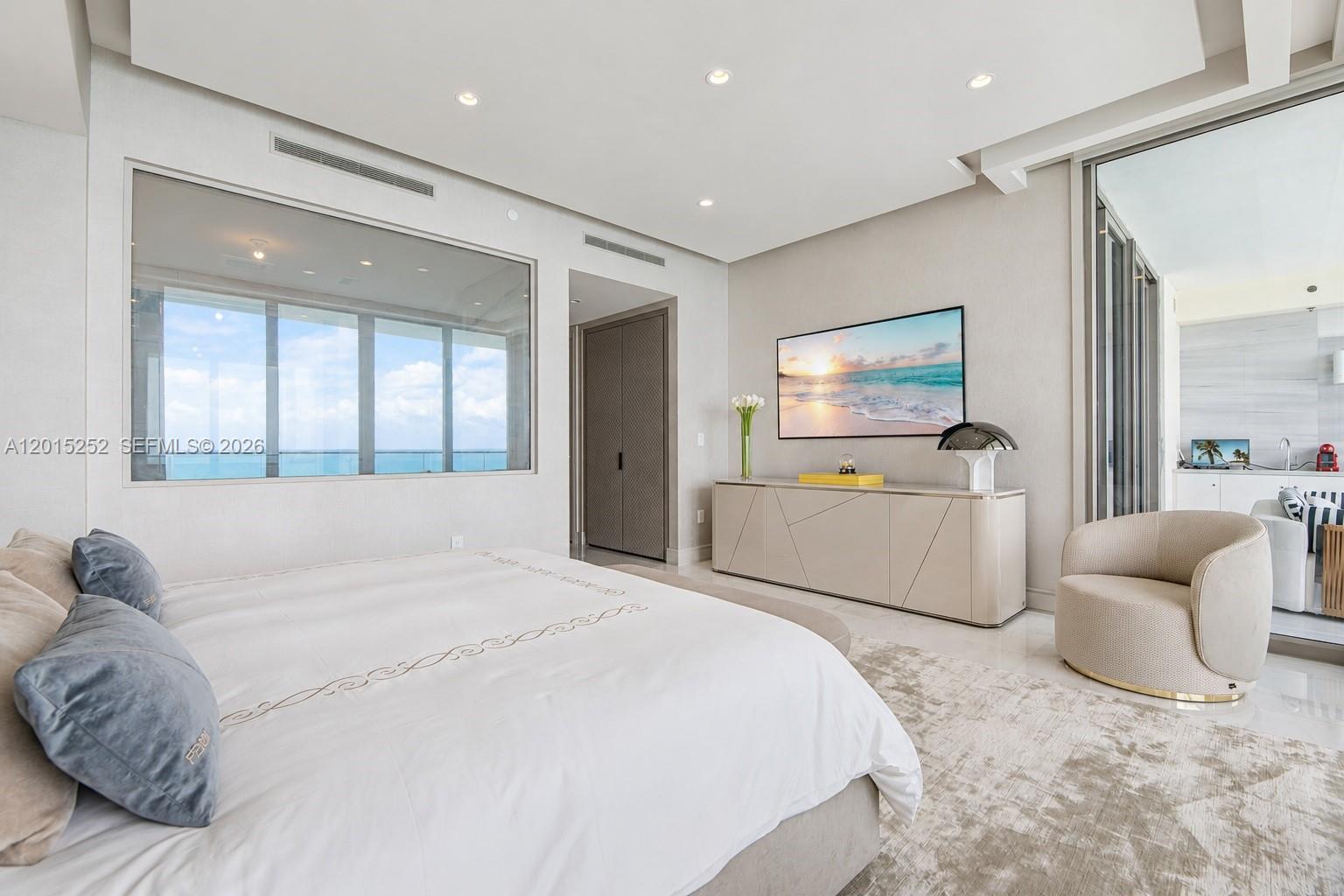 17901 Collins Ave # 3103