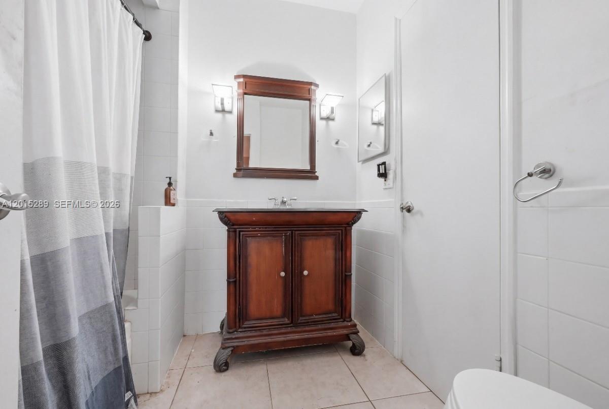 2426 SE 17th Cswy # 303A