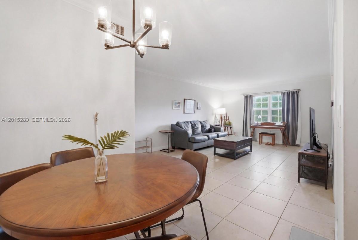 2426 SE 17th Cswy # 303A