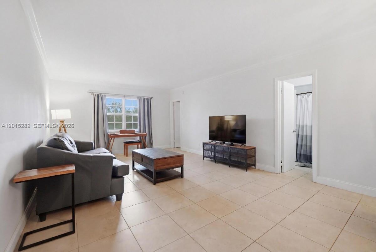 2426 SE 17th Cswy # 303A