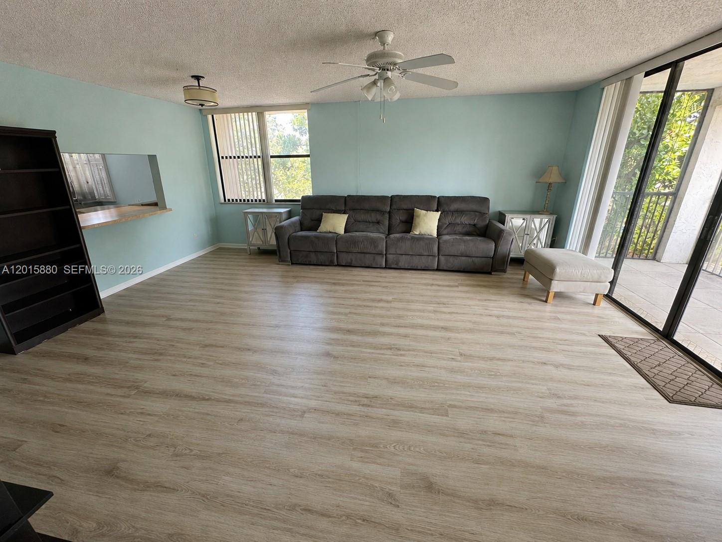 6800 Cypress Rd # 415