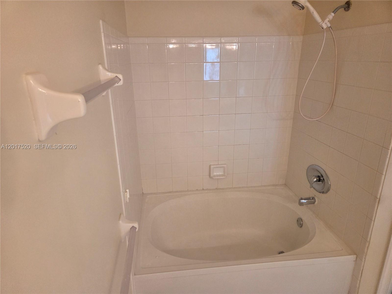 47 Simonton Cir