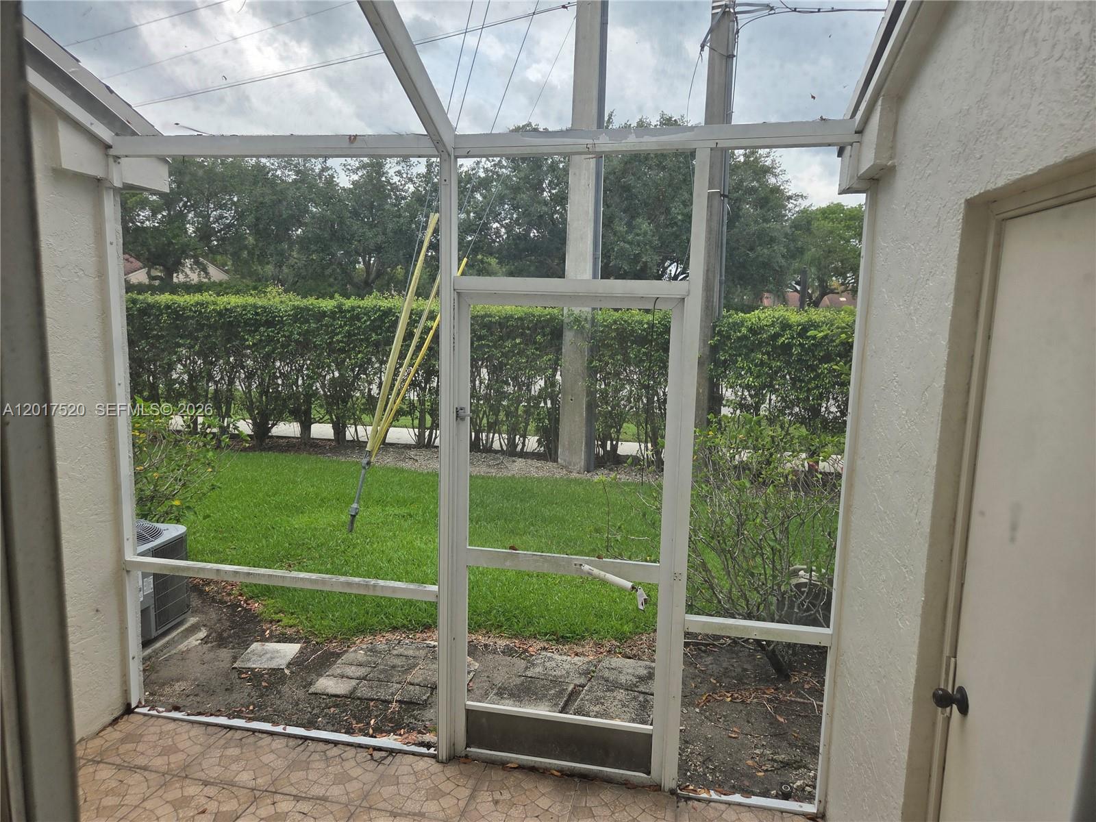 47 Simonton Cir