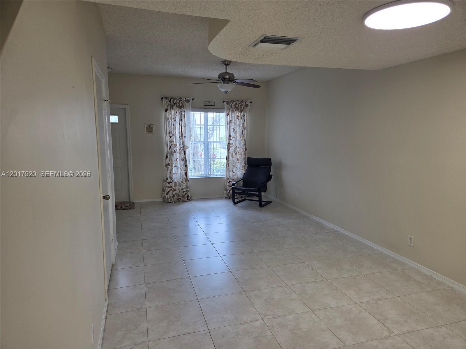47 Simonton Cir
