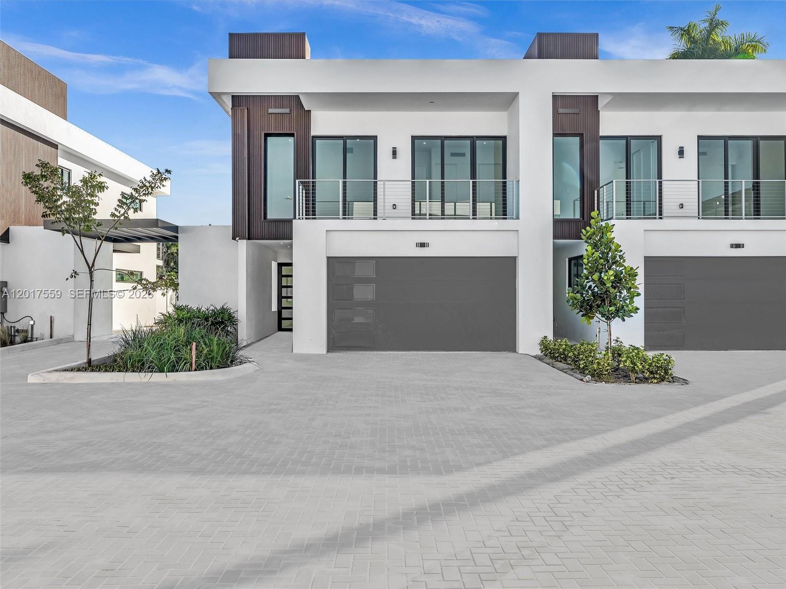 4640 SW 32nd Ave # D1