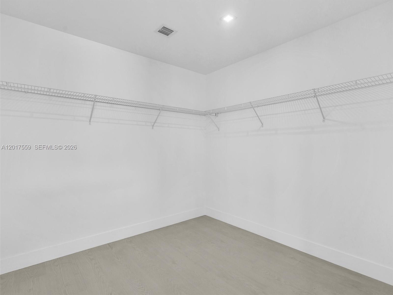 4640 SW 32nd Ave # D1