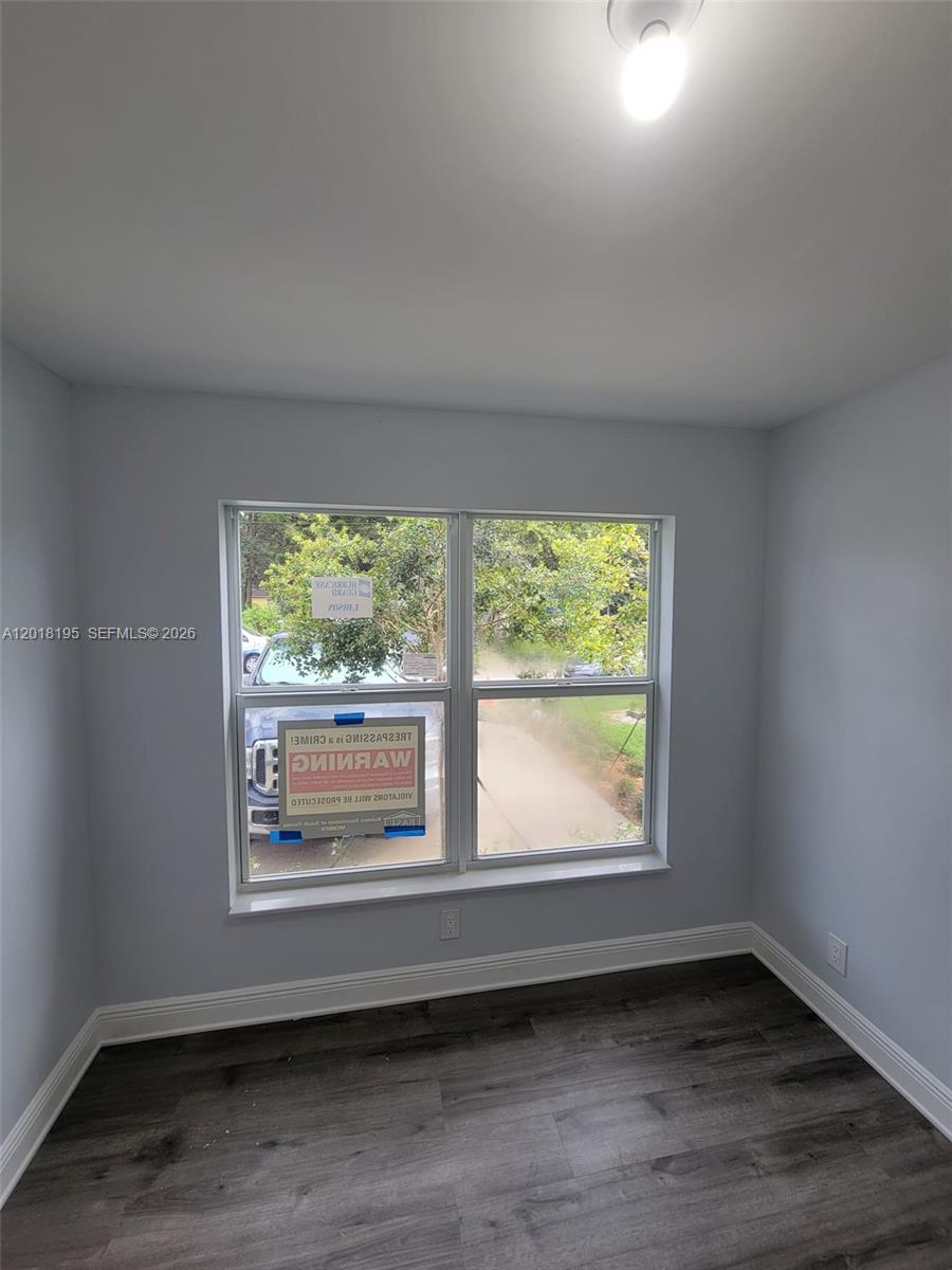 1809 NW 8th Pl