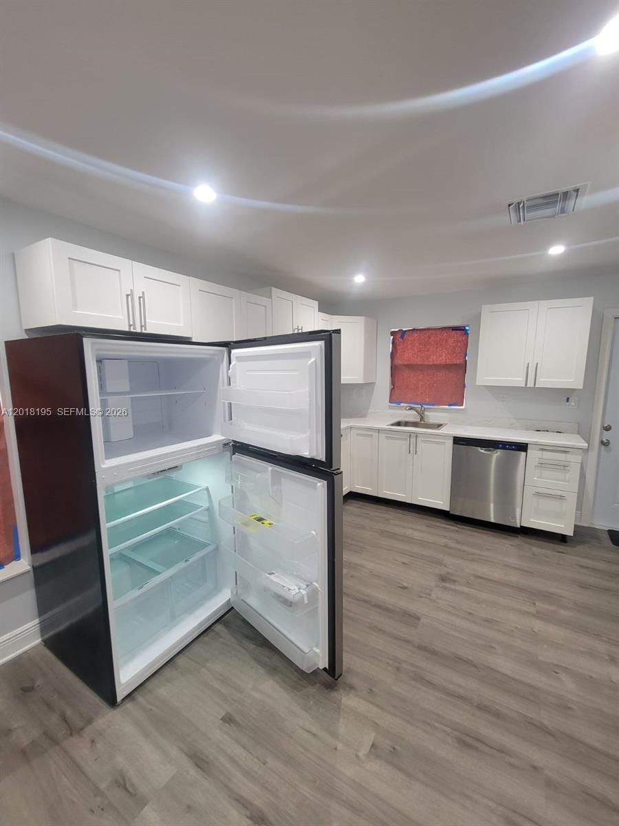1809 NW 8th Pl
