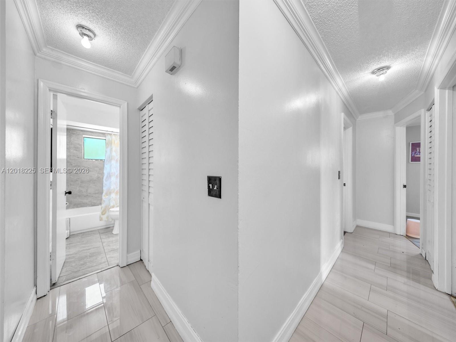1027 SW 49th Ter