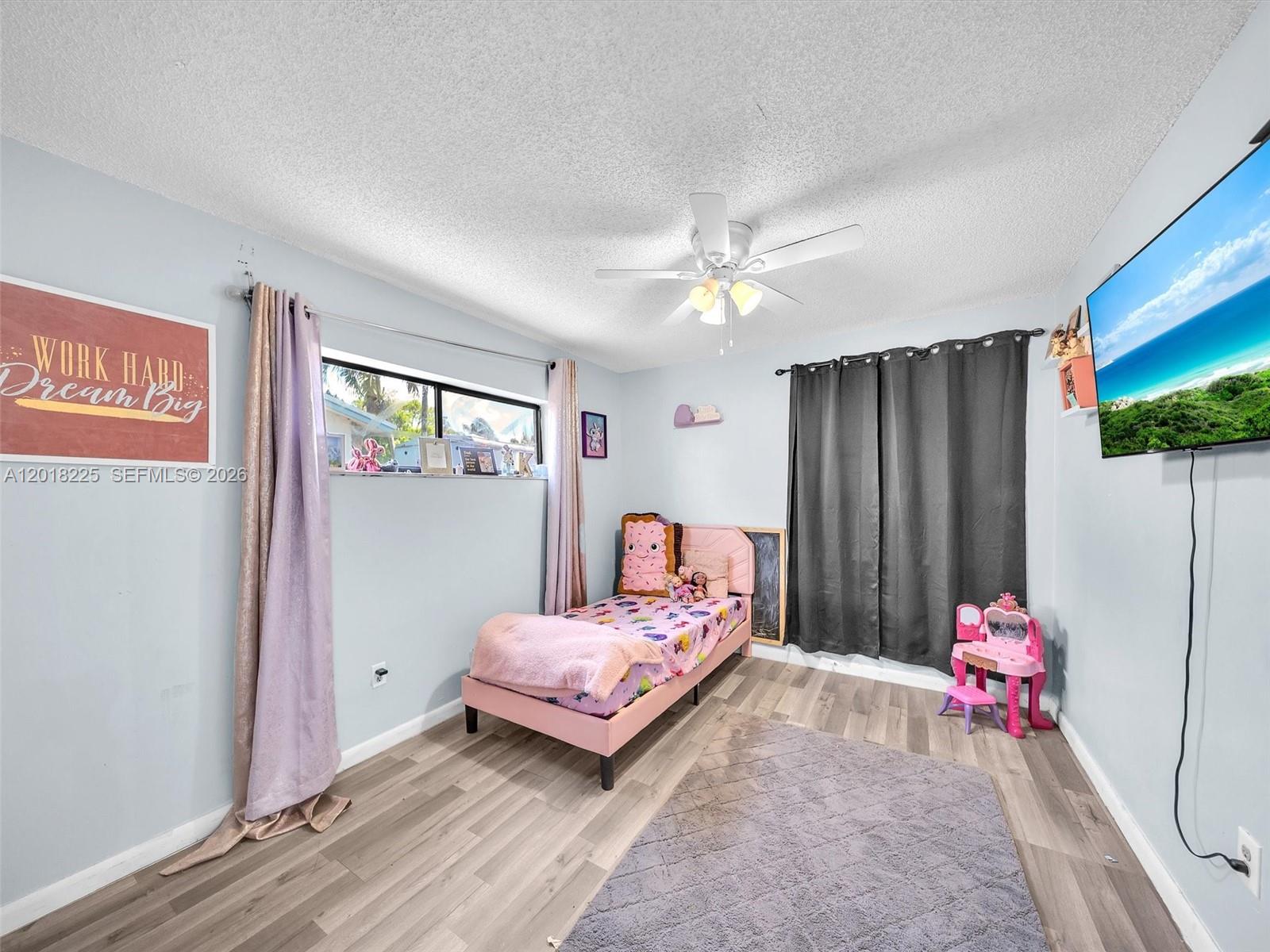 1027 SW 49th Ter