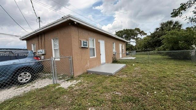 646 NW 14th Ter Unit: APT WEST