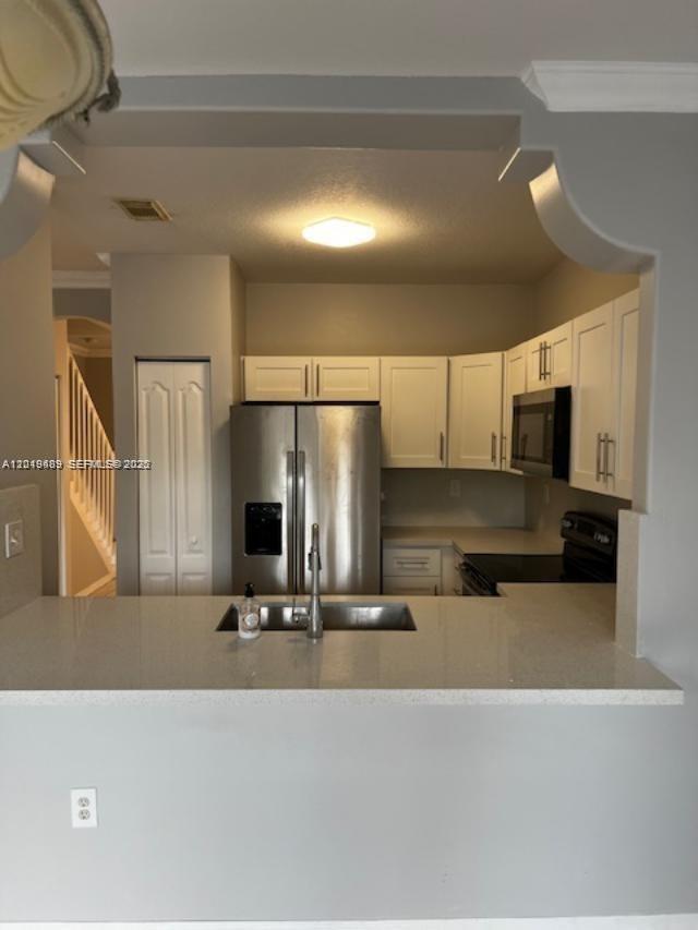 110 SW 109th Ave # 2