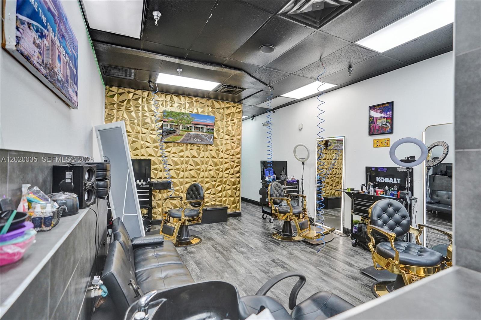 1120 Royal Palm Beach