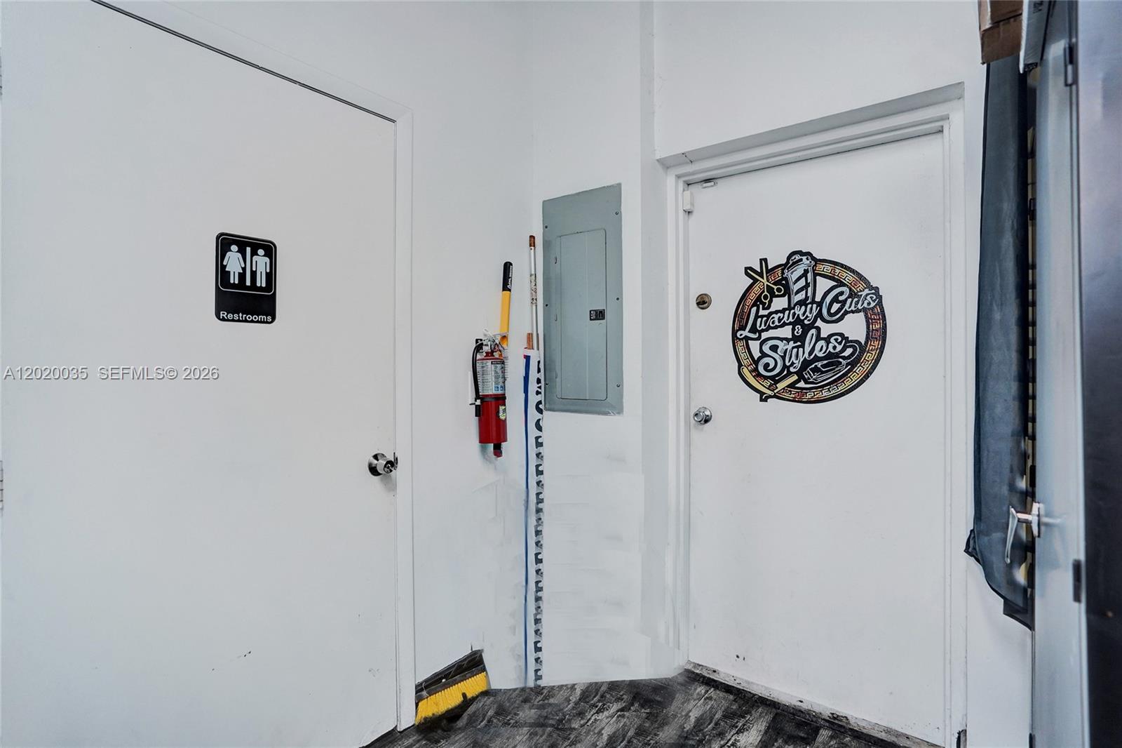 1120 Royal Palm Beach
